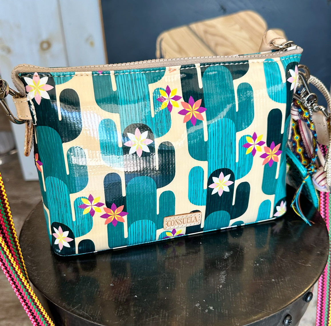 Consuela Midtown Crossbody, Dezi