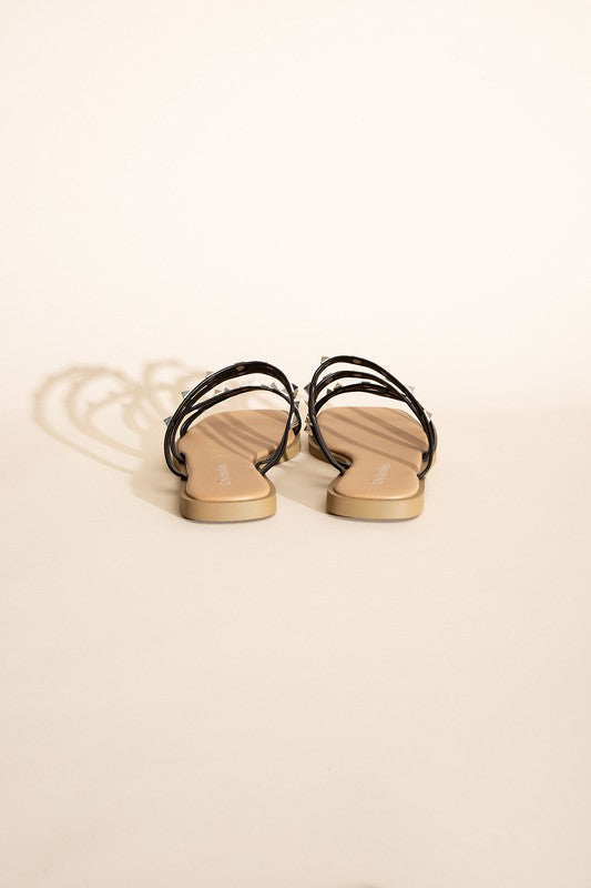 TEMIRA Stud Flat Slides