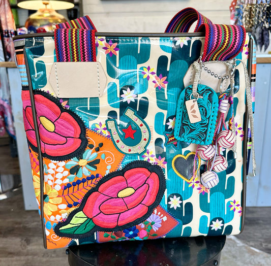 Consuela Classic Tote, Dezi