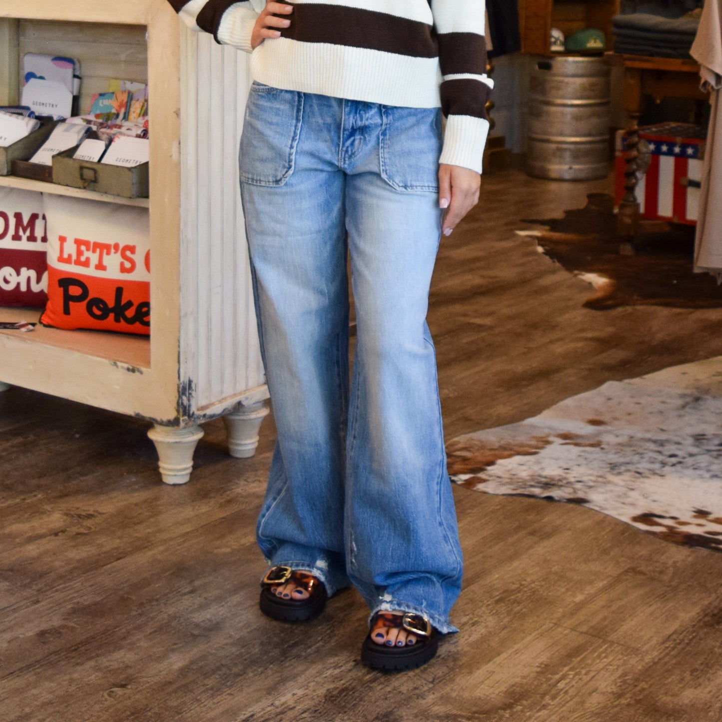 Light Wash Wide-Leg Jeans