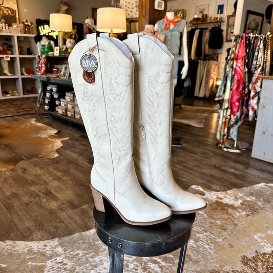 Cream Western Embroidered Cowboy Boots