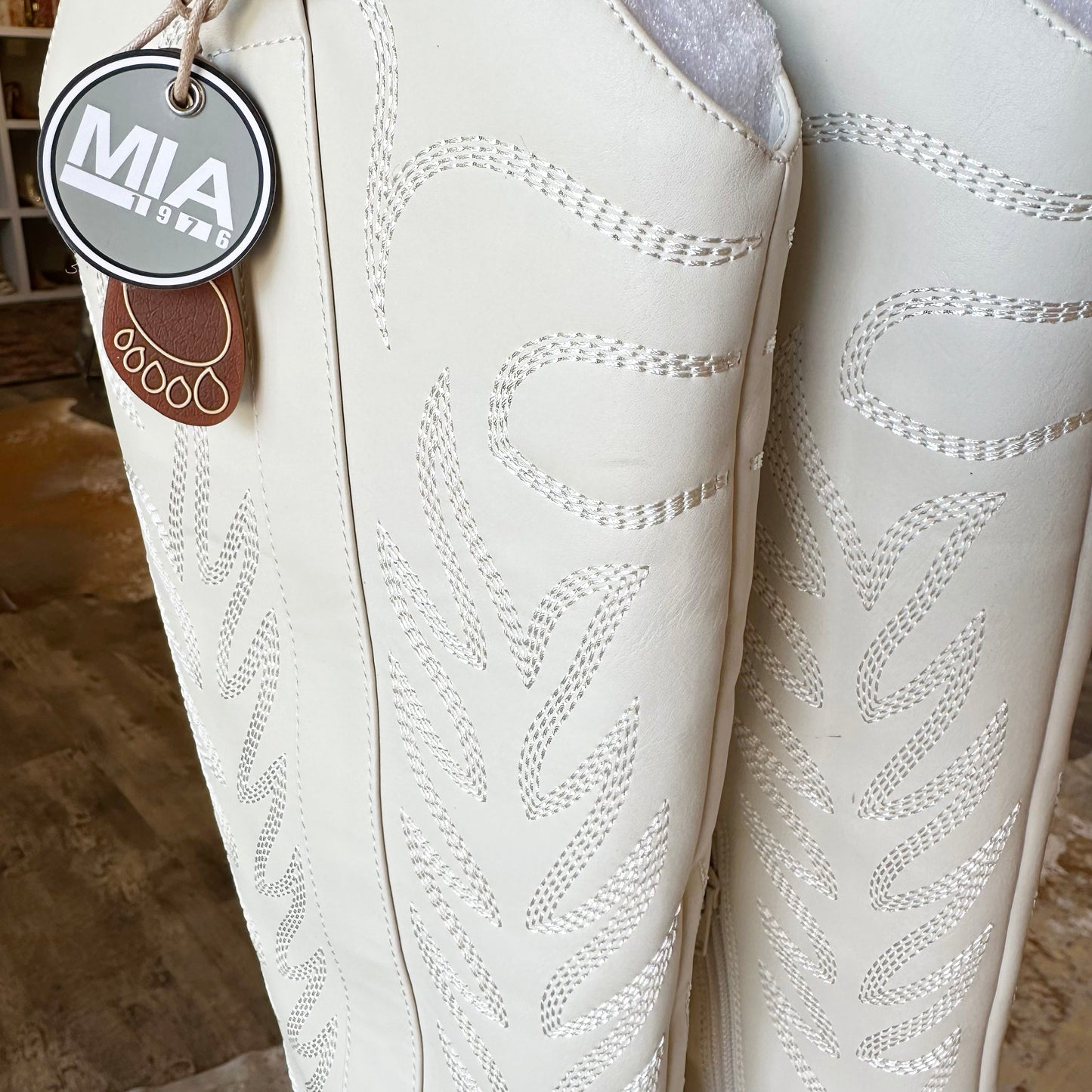 Cream Western Embroidered Cowboy Boots